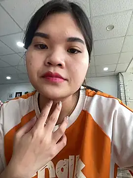 Snapshot of -Queen429- chatting on 16, 6, 2026 -Queen429- online show from 16, 6, 2026