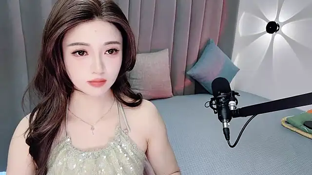 Momo-Wow online show from 16, 6, 2026