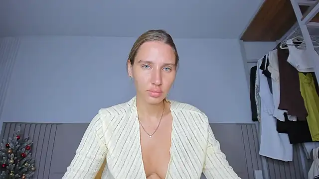 SofiClimbing online show from 18, 12, 2025