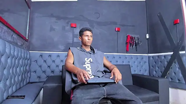 Snapshot of Yoel_Blessed chatting on 11, 6, 2026 Yoel Blessed online show from 11, 6, 2026