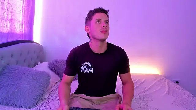 johnycooper08 online show from 11, 7, 2026
