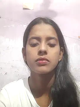 Snapshot of Saloni-Tyagi chatting on 23, 6, 2026 Saloni-Tyagi online show from 23, 6, 2026