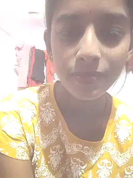 Snapshot of Saloni-Tyagi chatting on 19, 7, 2026 Saloni-Tyagi online show from 19, 7, 2026