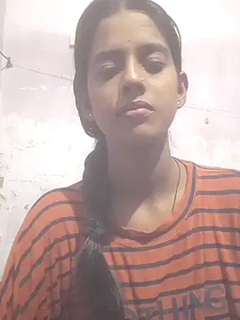 Snapshot of Saloni-Tyagi chatting on 25, 7, 2026 Saloni-Tyagi online show from 25, 7, 2026