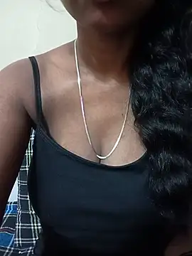 Snapshot of Sexy-Zeenat chatting on 8, 7, 2026 Sexy-Zeenat online show from 8, 7, 2026