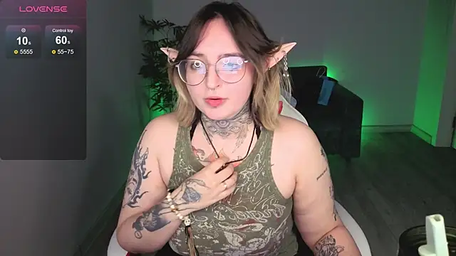 Snapshot of Eva_Witcher chatting on 7, 6, 2026 Eva Witcher online show from 7, 6, 2026