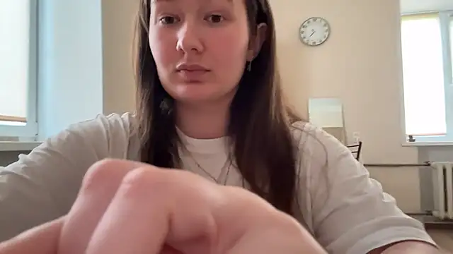 Snapshot of InesBarraz chatting on 4, 6, 2026 InesBarraz online show from 4, 6, 2026