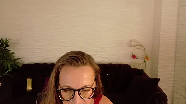 SiennaShinee online show from 19, 7, 2026