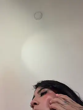 Nicolegh  online show from 24, 7, 2026
