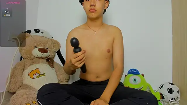 Zayn Ross online show from 10, 6, 2026