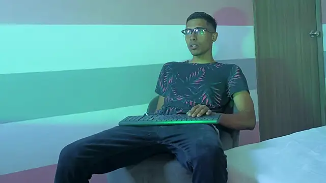 theo steel  online show from 10, 6, 2026