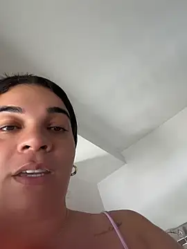 Snapshot of Siri_Luxx chatting on 5, 7, 2026 Siri Luxx online show from 5, 7, 2026