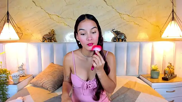 Snapshot of Natty_Mendez chatting on 18, 7, 2026 Natty Mendez online show from 18, 7, 2026