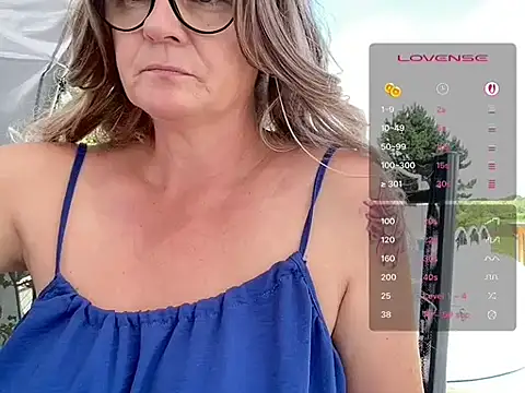 Snapshot of DirtyMarie80 chatting on 18, 6, 2026 DirtyMarie80 online show from 18, 6, 2026