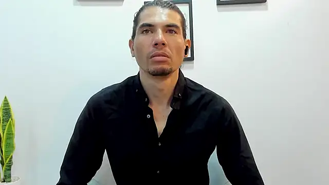 Snapshot of Antony_Stone chatting on 4, 7, 2026 Antony Stone online show from 4, 7, 2026