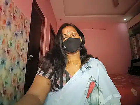 Snapshot of Meenakshy chatting on 11, 7, 2026 Meenakshy online show from 11, 7, 2026