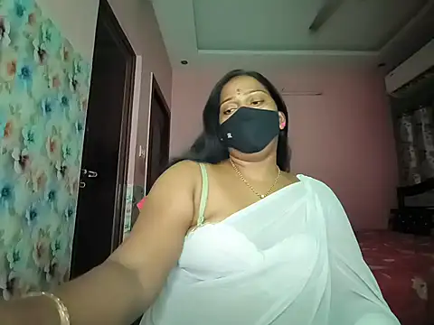 Snapshot of Meenakshy chatting on 14, 7, 2026 Meenakshy online show from 14, 7, 2026