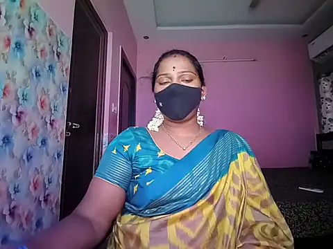Snapshot of Meenakshy chatting on 21, 7, 2026 Meenakshy online show from 21, 7, 2026
