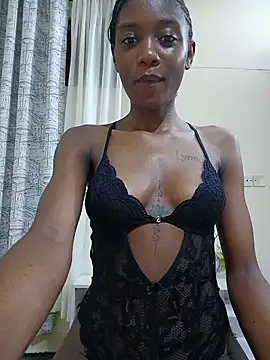 Snapshot of Sweet-Hennessy chatting on 9, 6, 2026 Sweet-Hennessy online show from 9, 6, 2026