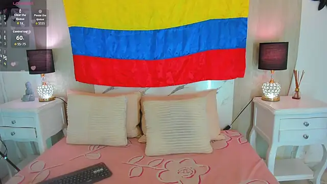 DanniValencia online show from 4, 7, 2026