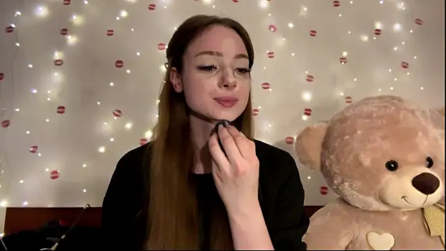 itskylieee online show from 10, 6, 2026