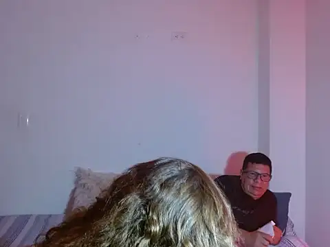 Chiquisexy1 online show from 18, 6, 2026