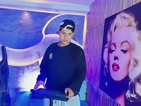 Snapshot of Alexi_hot23 chatting on 6, 6, 2026 Alexi hot23 online show from 6, 6, 2026