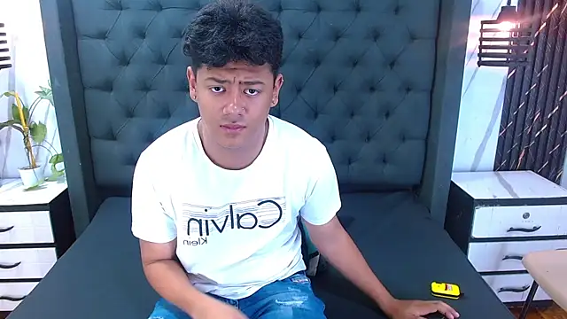 Snapshot of Asier_ chatting on 8, 6, 2026 Asier online show from 8, 6, 2026