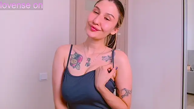 Snapshot of xocami chatting on 10, 6, 2026 xocami online show from 10, 6, 2026