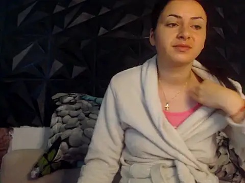 Snapshot of NaughtyRose1 chatting on 8, 6, 2026 NaughtyRose1 online show from 8, 6, 2026