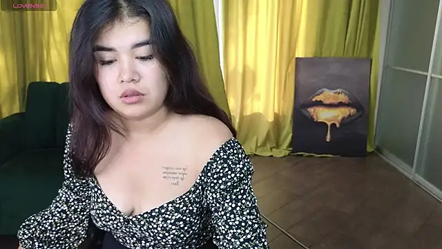 Snapshot of AlicaMayers chatting on 8, 6, 2026 AlicaMayers online show from 8, 6, 2026