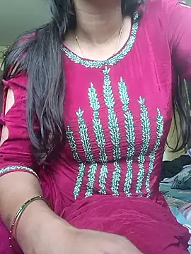 Snapshot of Romantic_riya_06 chatting on 17, 6, 2026 Romantic riya 06 online show from 17, 6, 2026