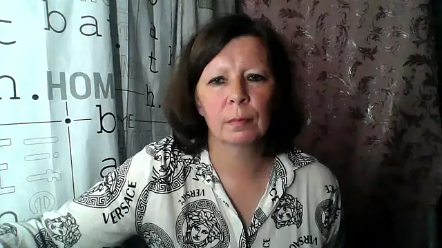 Schastlivaya43 online show from 9, 6, 2026