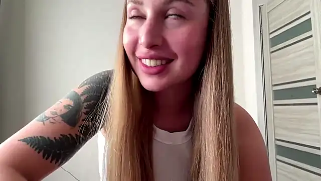 Snapshot of AliceIris chatting on 10, 6, 2026 AliceIris online show from 10, 6, 2026