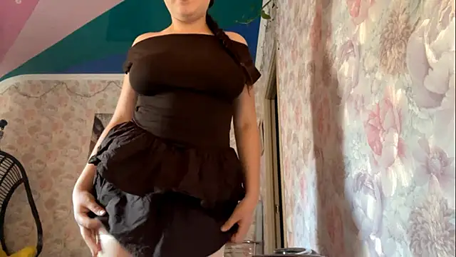 JackiStifflemire online show from 10, 6, 2026