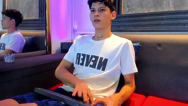 Brianhot0F online show from 10, 6, 2026