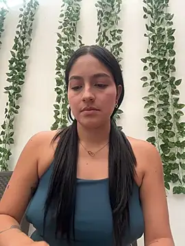 SophiCastro09  online show from 17, 7, 2026