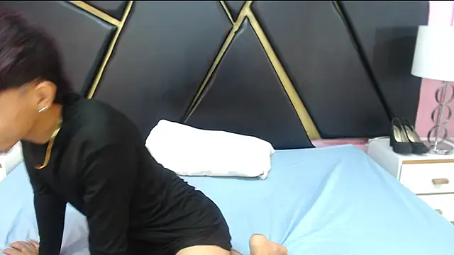 TheHotSaulito online show from 10, 6, 2026