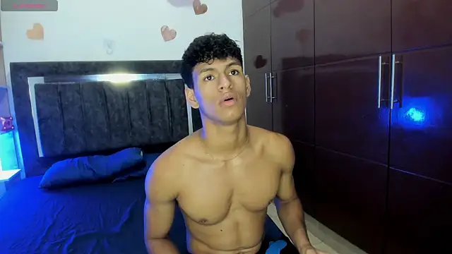 Snapshot of Nicolas_AthleticBoy chatting on 5, 6, 2026 Nicolas AthleticBoy online show from 5, 6, 2026