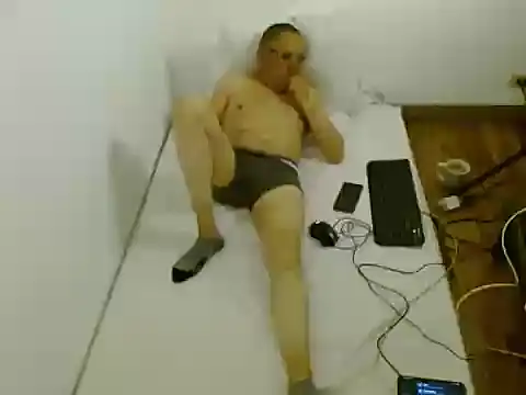 Snapshot of Alejo_cum42 chatting on 8, 6, 2026 Alejo cum42 online show from 8, 6, 2026