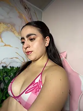 Snapshot of LILI_911 chatting on 20, 6, 2026 LILI 911 online show from 20, 6, 2026