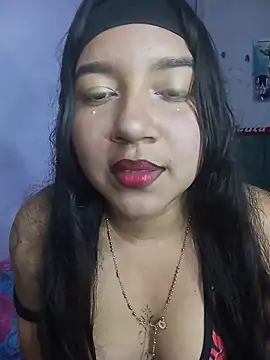 Snapshot of LunaByNight chatting on 10, 6, 2026 LunaByNight online show from 10, 6, 2026