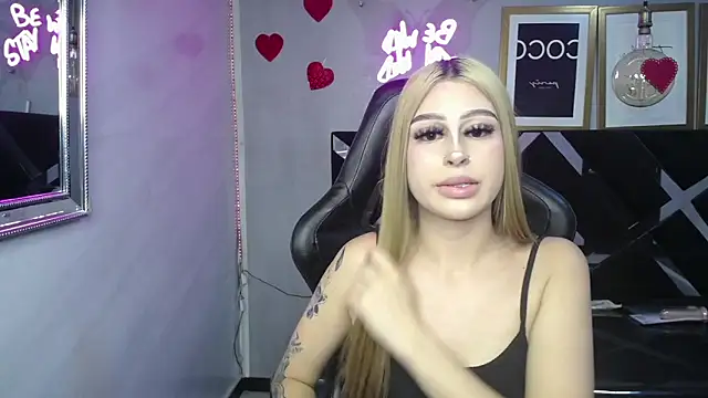 Snapshot of Scarlet_Queen_v chatting on 6, 6, 2026 Scarlet Queen v online show from 6, 6, 2026