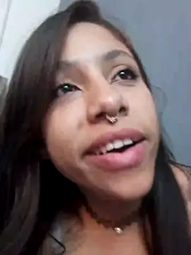 Snapshot of Chloe_Belll chatting on 23, 7, 2026 Chloe Belll online show from 23, 7, 2026