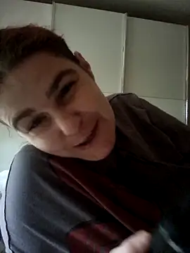 Snapshot of GoldenWifee chatting on 9, 6, 2026 GoldenWifee online show from 9, 6, 2026
