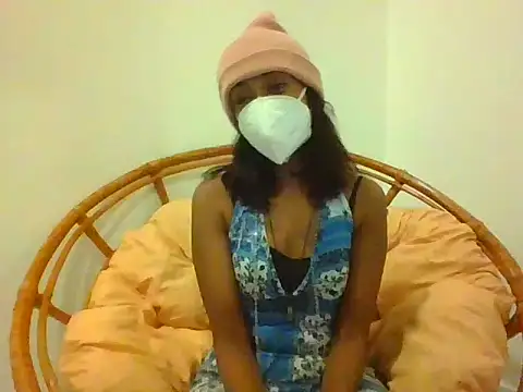 Snapshot of queen_shelly chatting on 3, 7, 2026 queen shelly online show from 3, 7, 2026