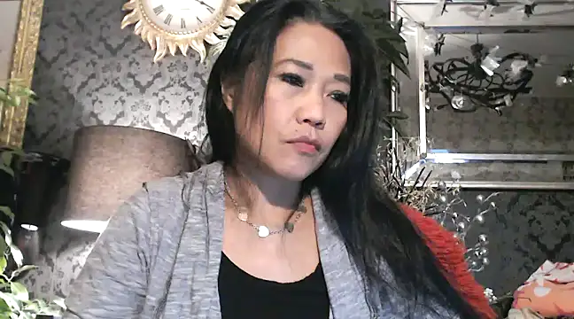 Snapshot of Hornygirltheone chatting on 4, 2, 2025 Hornygirltheone online show from 4, 2, 2025