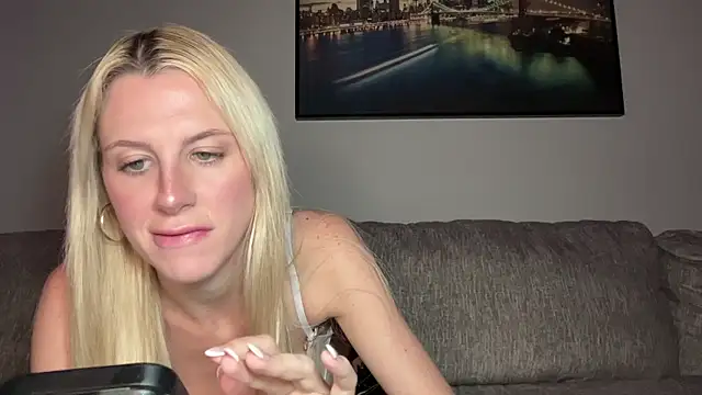 Snapshot of chelseapaigee chatting on 20, 6, 2026 chelseapaigee online show from 20, 6, 2026