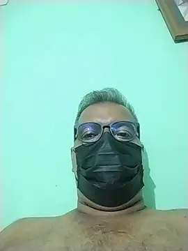 daddys small dick online show from 8, 6, 2026