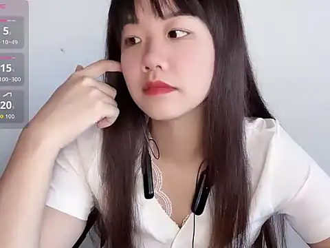 Snapshot of G-nuonuo chatting on 17, 6, 2026 G-nuonuo online show from 17, 6, 2026